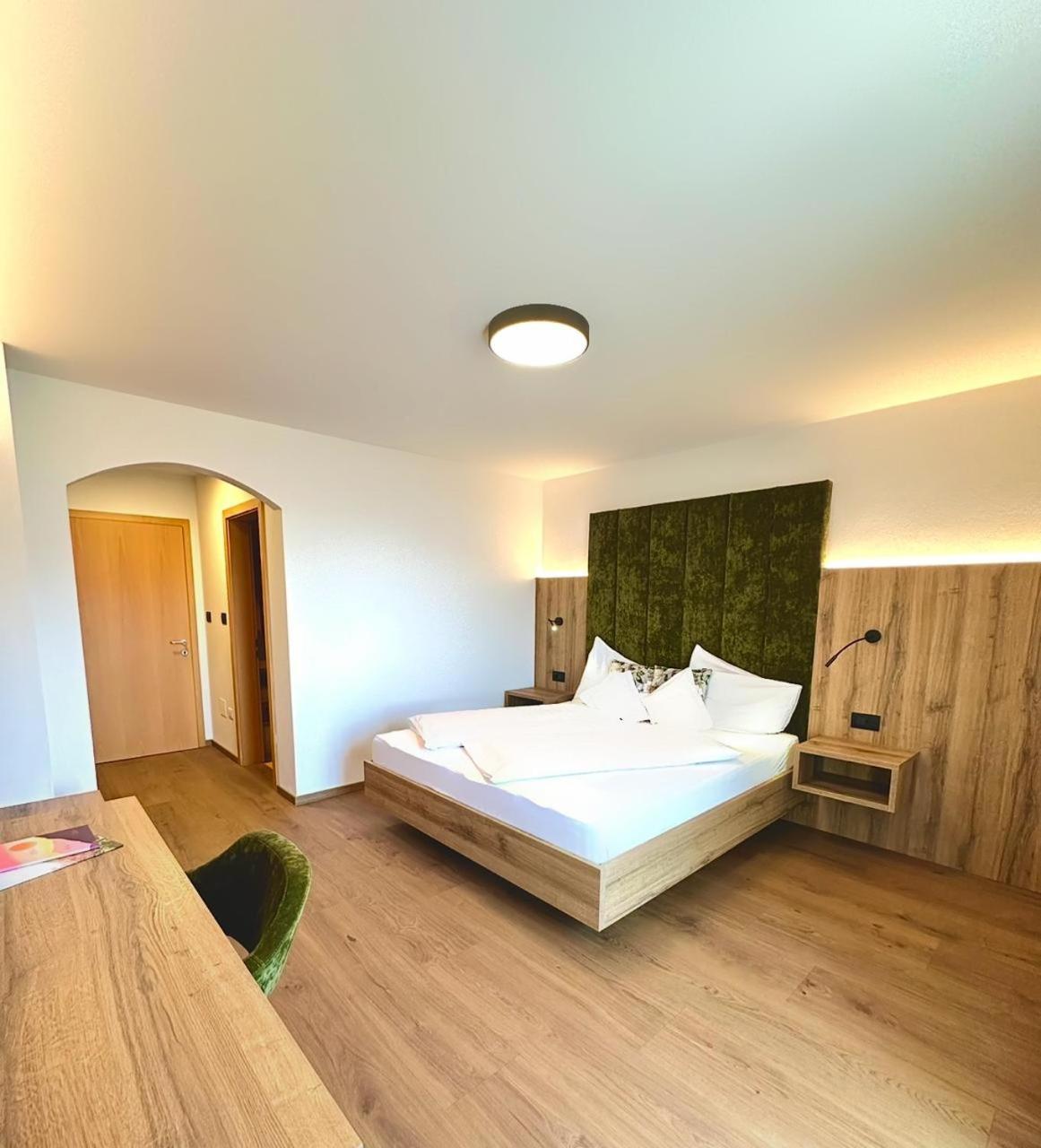 Garni Hotel Dornbach Dorf Tirol Exterior foto