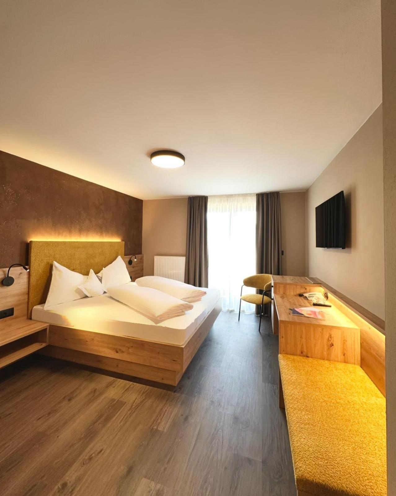 Garni Hotel Dornbach Dorf Tirol Exterior foto