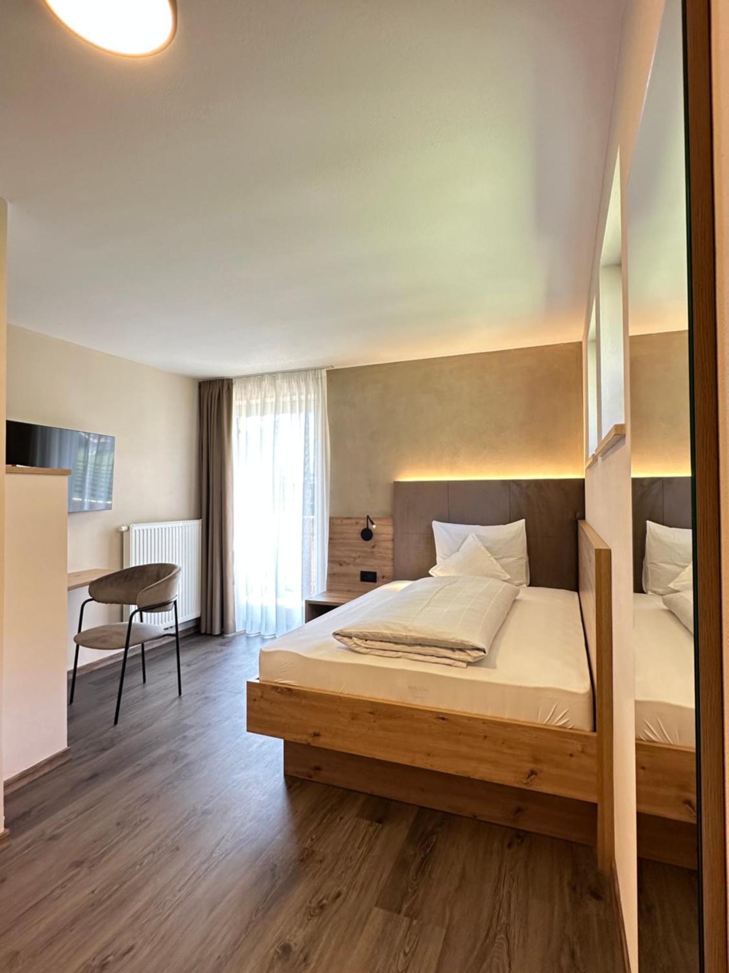 Garni Hotel Dornbach Dorf Tirol Exterior foto